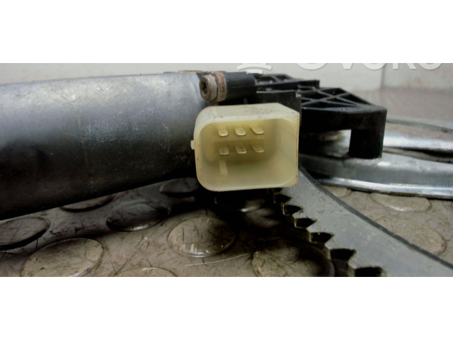 Комплект радиатора  A2108205742   Mercedes-Benz E W210 