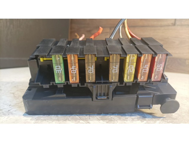 Блок предохранителей T118470003K Citroen Xsara Picasso