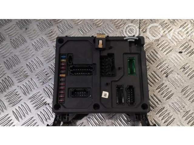 Блок предохранителей 7m0962258d Ford Galaxy