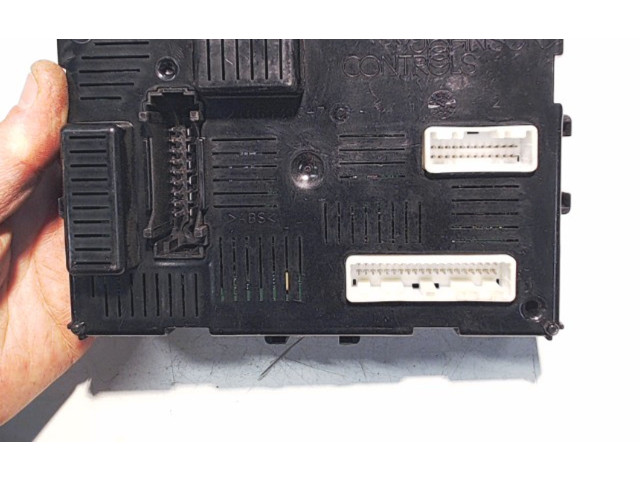 Блок управления 8200652284, 8200652284   Renault Clio III