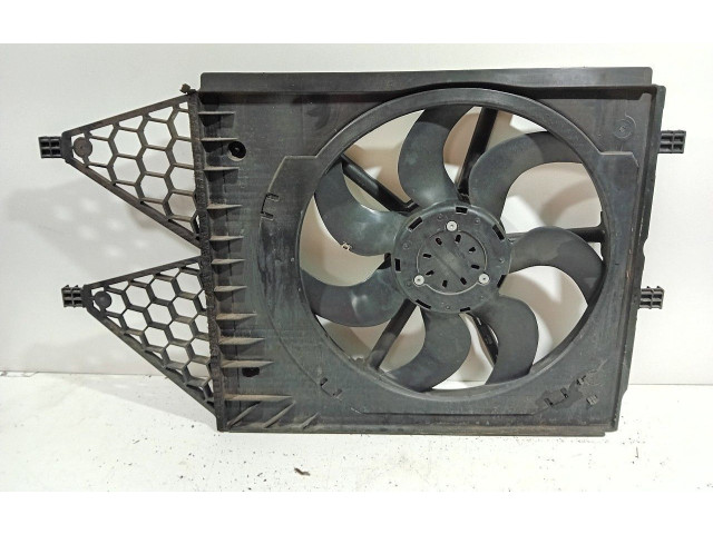 Моторчик дворников Audi A1