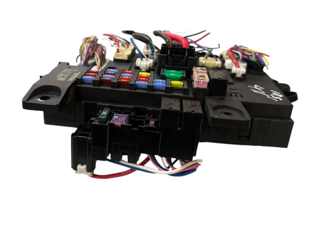 Блок предохранителей 8637B680, 10R057749 Mitsubishi Outlander