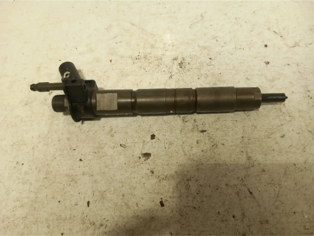 Vstřikovač 780542801 BMW 7 F01 F02 F03 F04 pro naftový motor 3.0