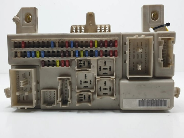 Pojistková skříňka 30S519094205, 4M5T14014CBG Ford Focus 2005