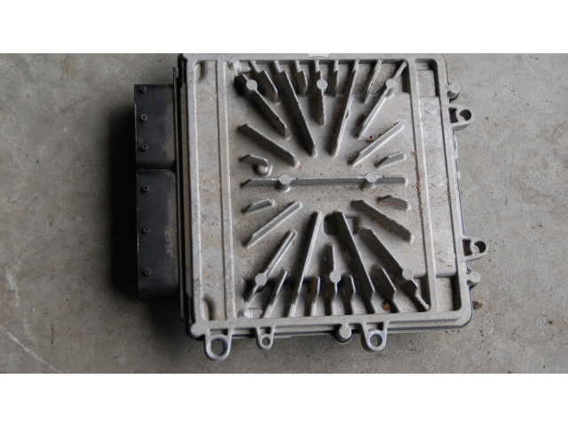 Блок управления двигателя 30785100AB, 185KM   Volvo S80