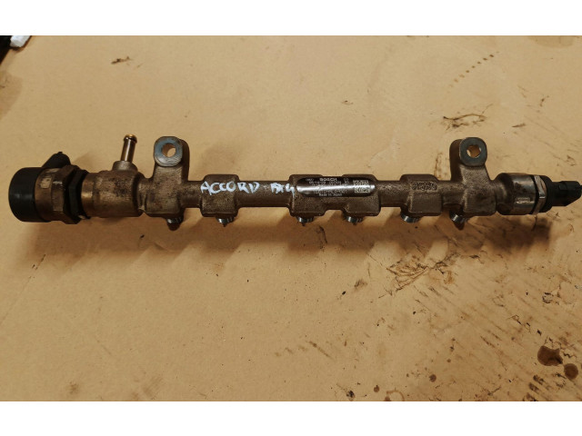 Топливная рампа    Honda Accord  