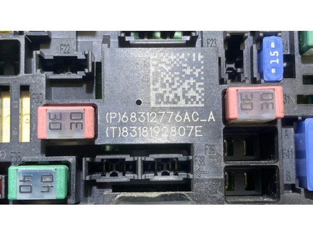 Pojistková skříňka 68312776AC, 98318192807E Dodge VAN RAM 2020