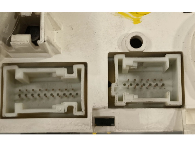 Pojistková skříňka Модуль блока управления кондиционером A1698301385 Mercedes-Benz B W245 2005