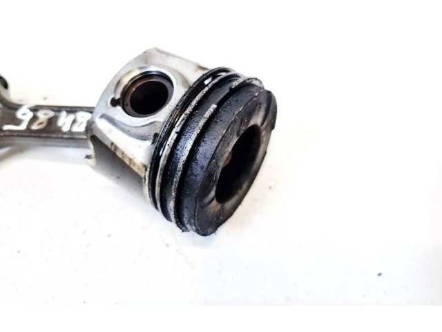  Поршень с шатуном  73502643  Fiat Grande Punto  