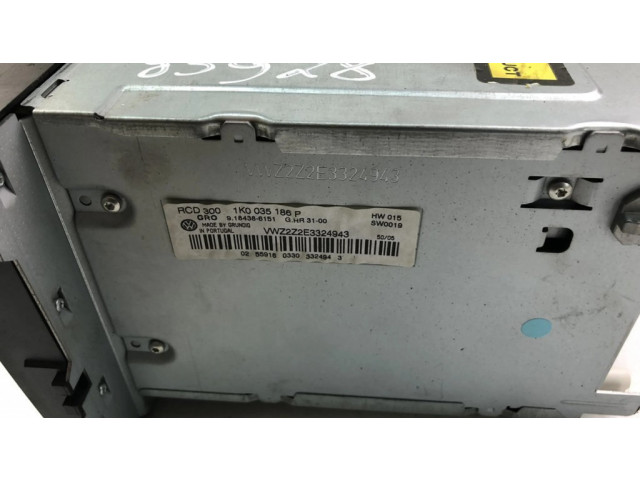 Радио/ проигрыватель CD/DVD / навигация