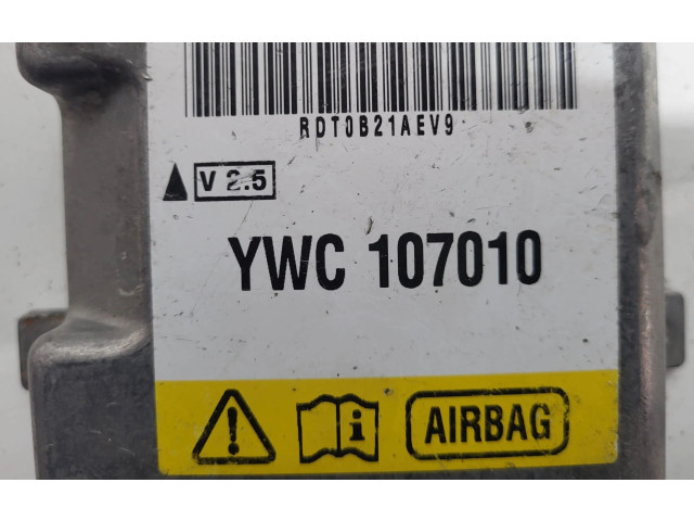 Блок подушек безопасности YWC107010, RDT0B21AEV9   Rover 25