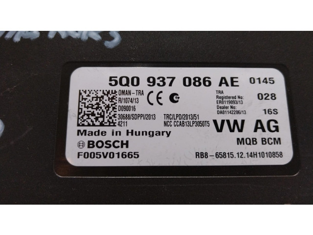 Блок комфорта 5Q0937086AE Skoda Octavia Mk3 (5E)