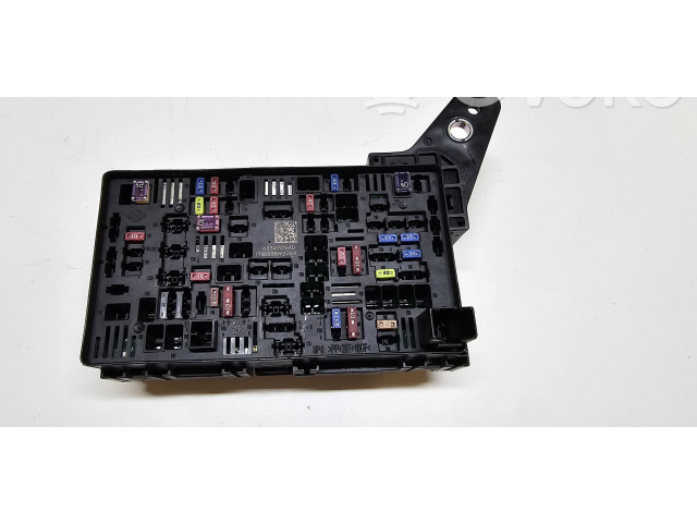 Блок предохранителей 68347016AD Jeep Grand Cherokee WL