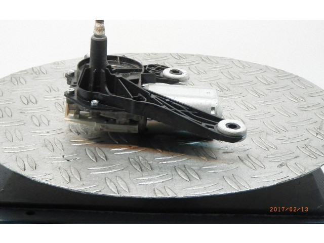 Моторчик заднего дворника 9683557580    Citroen C2