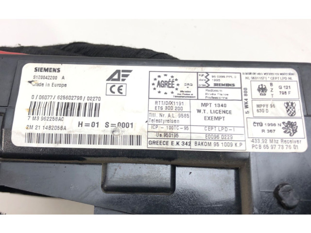 Блок управления 7M3962258AC   Ford Galaxy