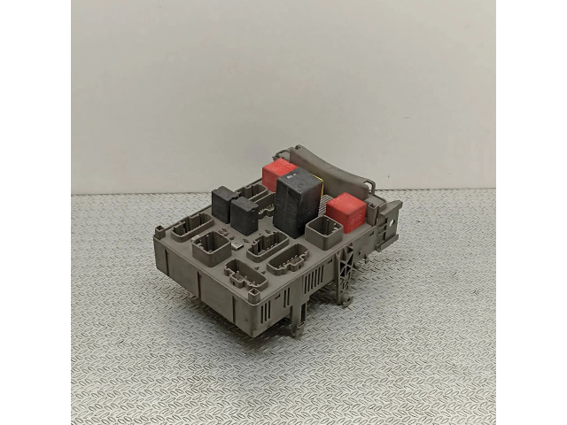 Pojistková skříňka 518002217 Renault Vel Satis 2002