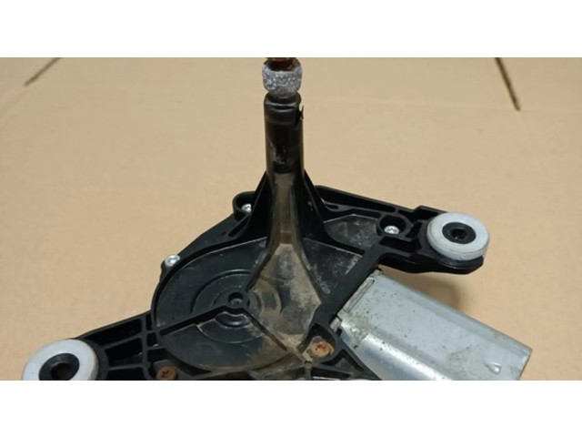 Моторчик заднего дворника 51808753, W000007387 Lancia Delta