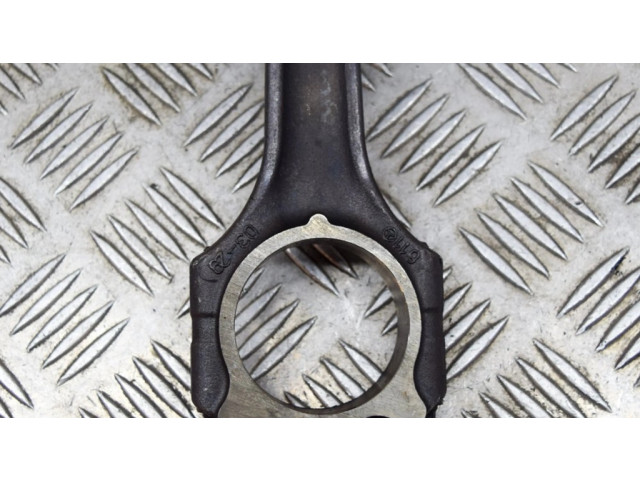 Píst A6110300320, A6110300717 Mercedes-Benz C W203 pro naftový motor 2.2 OM 611.962