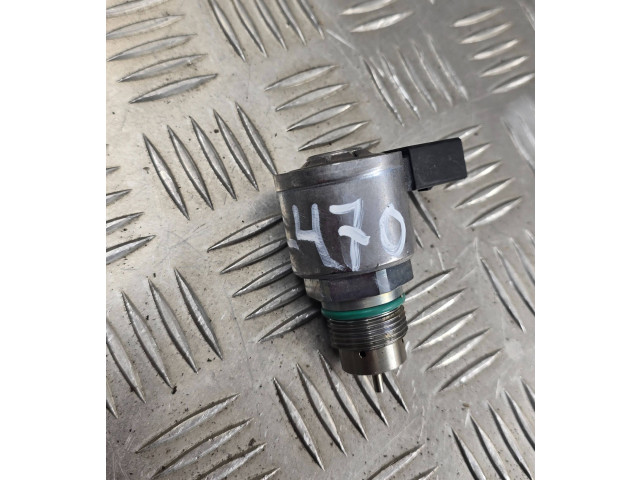 Топливная рампа 04L130764C   Audi A5 8T 8F  