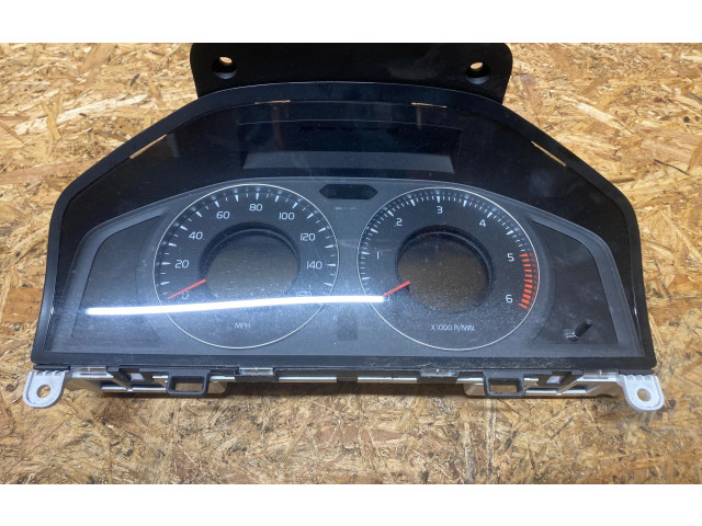 Панель приборов 8603416, 69594620U   Volvo S80       