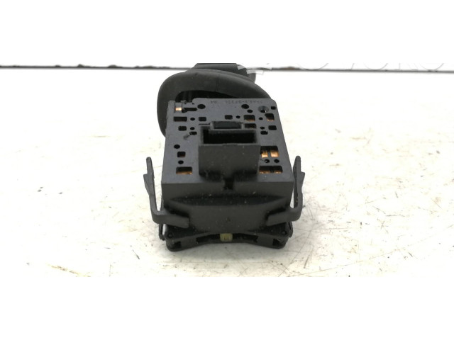 Ручка стеклоочистителей 09185414, 09183413 Opel Meriva A