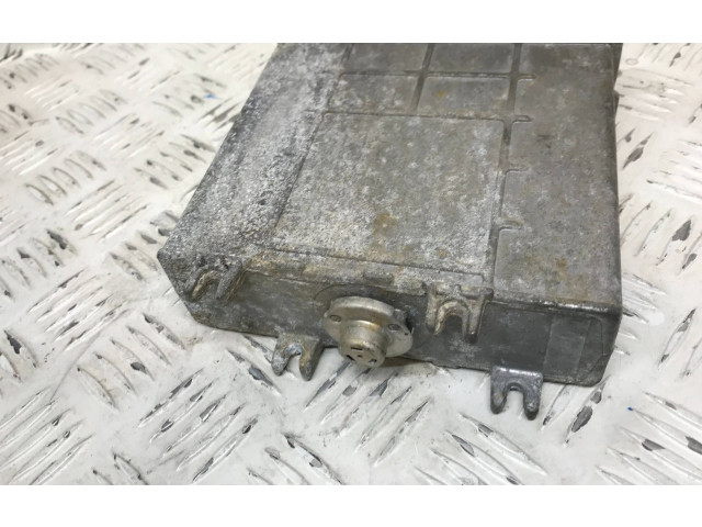 Блок управления двигателя 074906021L, 0281001639   Volkswagen Transporter - Caravelle T4