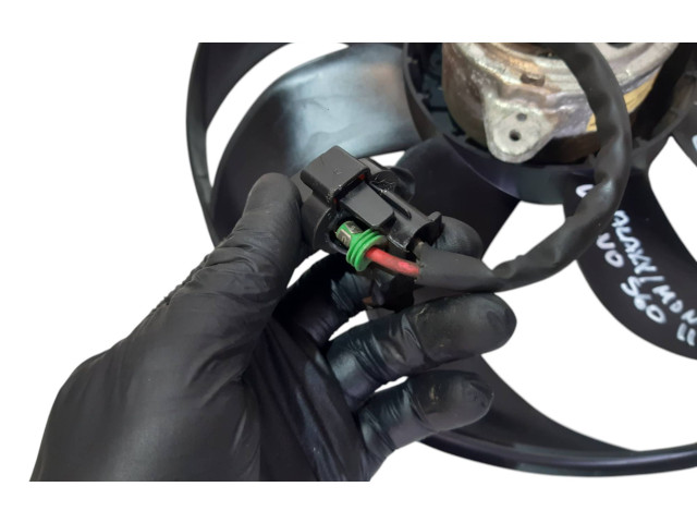 Вентилятор радиатора     6G918C607N, 5010186C9G44    Volvo V70 