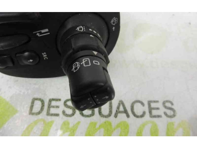 Ручка стеклоочистителей 8200127728   Renault Scenic RX