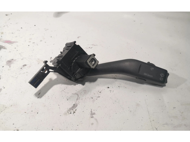 Блок управления двигателя 1K0953519A   Skoda Octavia Mk2 (1Z)