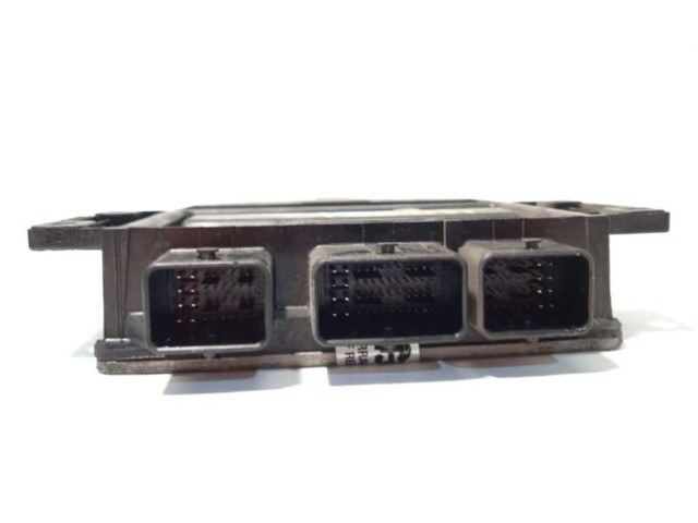 Блок управления двигателя 8201002106, R0410B036E   Dacia Logan Pick-Up