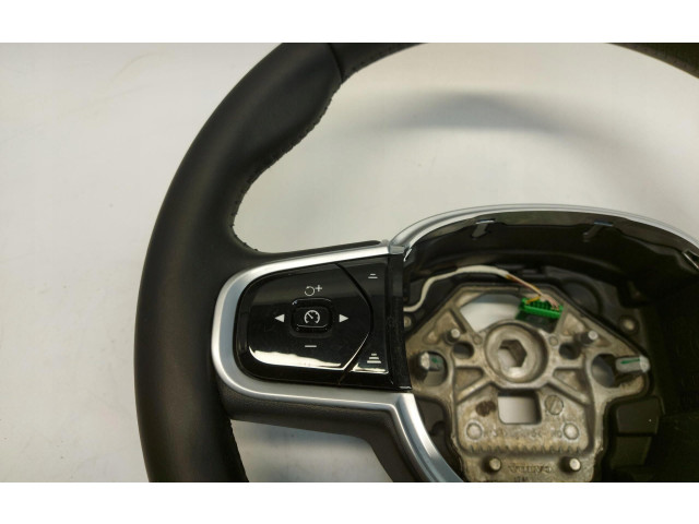 Руль Volvo XC90  2014 -  года 32288779      