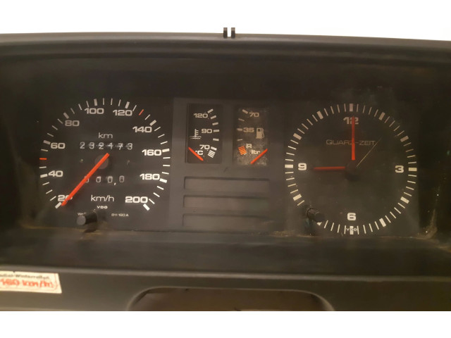 Přístrojová deska Audi 80 90 B2 1985 81117434