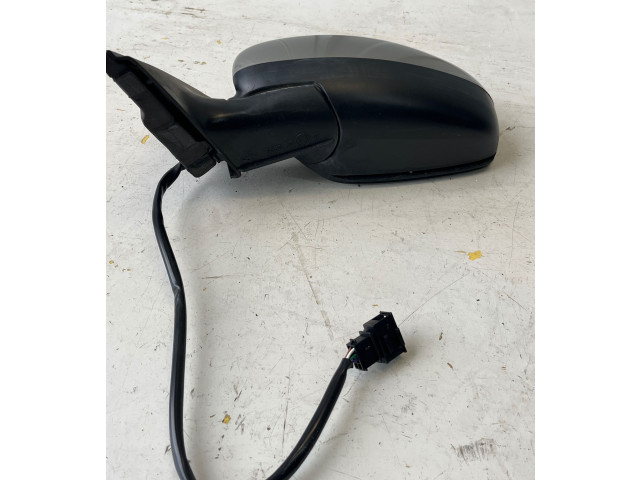 Зеркало электрическое Skoda Fabia Mk2 (5J) 2007 - 2014 года