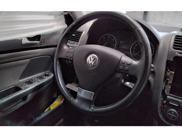 Подушка безопасности водителя 1K0419091AG1QB Volkswagen Jetta V