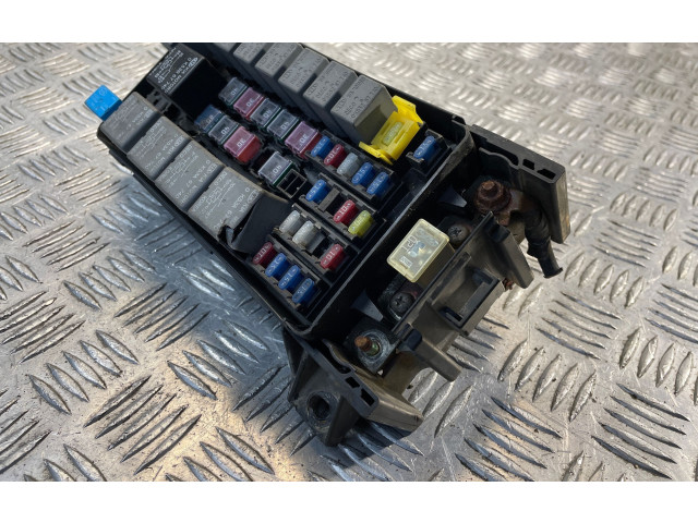 Блок предохранителей 911603E030, 10040510065 KIA Sorento