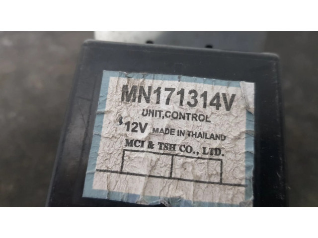 Блок комфорта MN171314V, MN171302 Mitsubishi L200