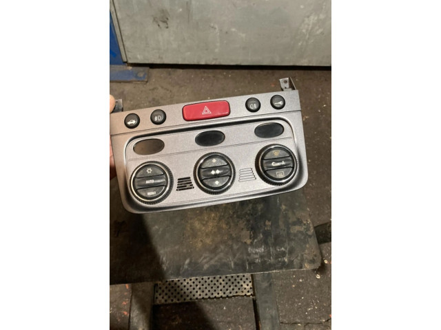 Блок управления климат-контролем 156051372   Alfa Romeo GT