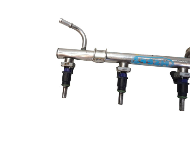 Топливная рампа A2660700395 Mercedes-Benz A W169 для двигателя M 266.920