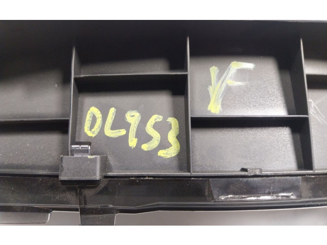 Přístrojová deska  Lexus CT 200H 2016 8380076670, 8380076670  