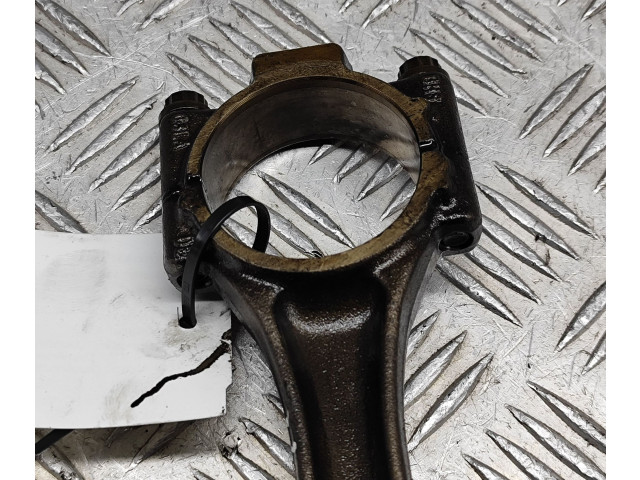 Поршень DCXA 04L107065D, 03L105401A Skoda Superb B8 (3V)