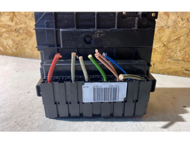 Рулевая рейка Ящик предохранителей (комплект) 9636079380 Peugeot 307 2005 - 2008 года