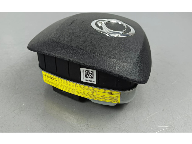 Подушка безопасности водителя 0499P1000100 SsangYong Musso