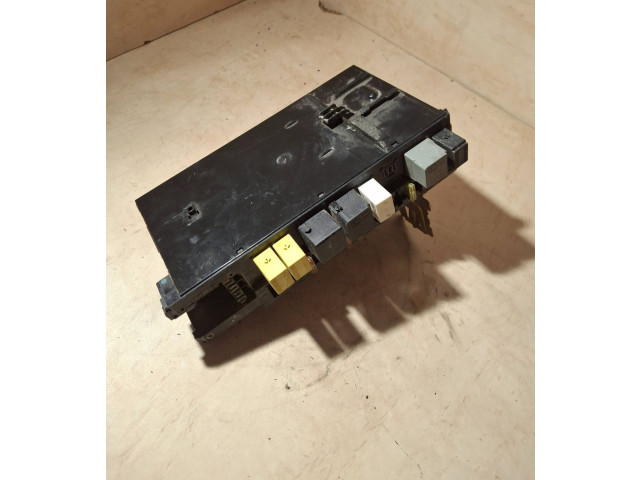 Pojistková skříňka 2095451601, 5DK00848605 Mercedes-Benz C W203 2004