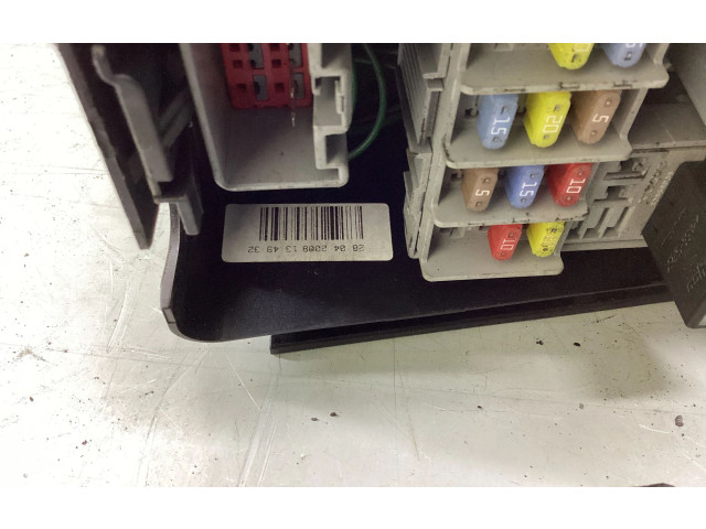 Pojistková skříňka 30728133, 28042008134932 Volvo XC90 2009