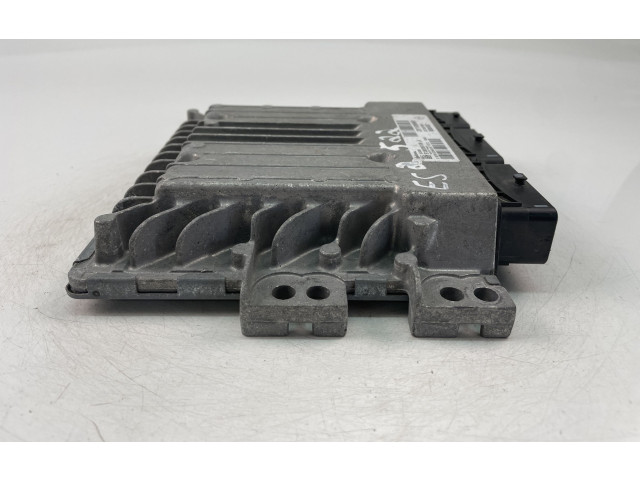 Блок управления двигателем Блок управления 237103999R, S180095108A Dacia Duster