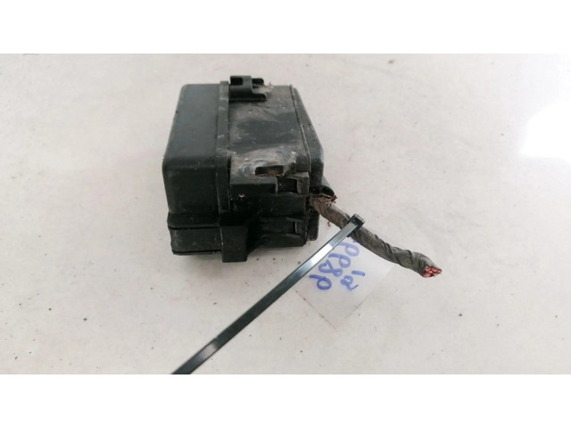 Pojistková skříňka Toyota Corolla E90 1989