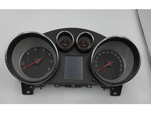 Přístrojová deska Opel Zafira C 2011 769166750u