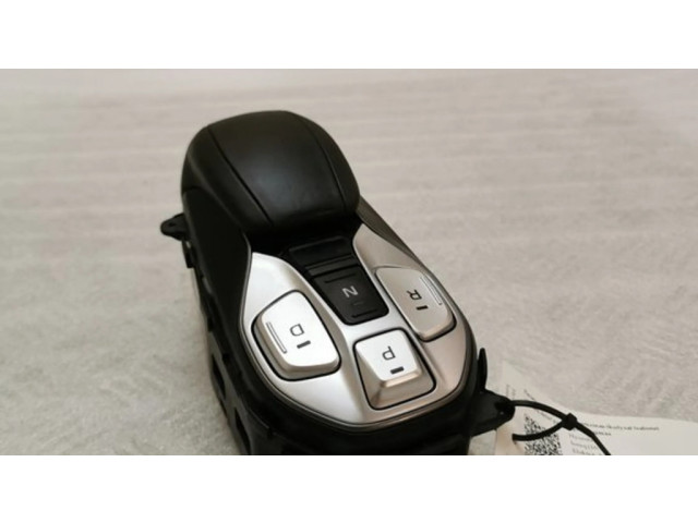 Механизм переключения передач (кулиса) (в салоне)