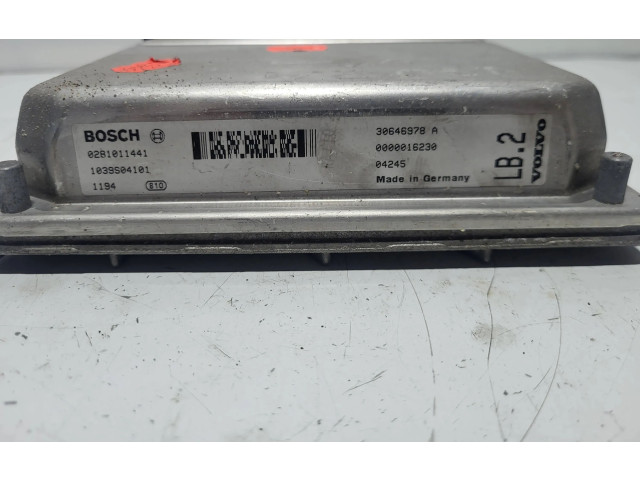 Блок управления двигателя 30646978A, 1039S04101   Volvo V70