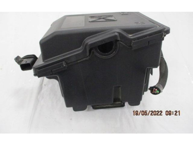 Pojistková skříňka Peugeot 5008 II 2016